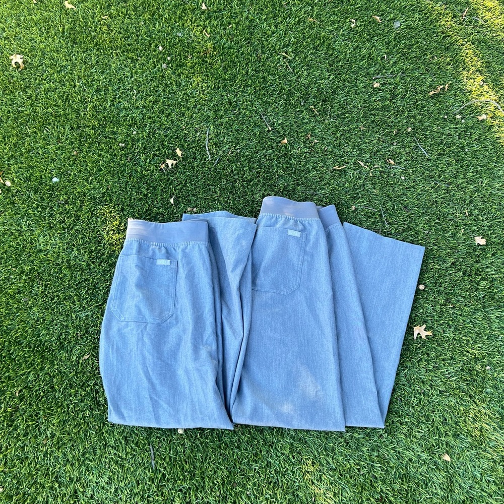 FIGS Scrub Pants Bundle XS/P